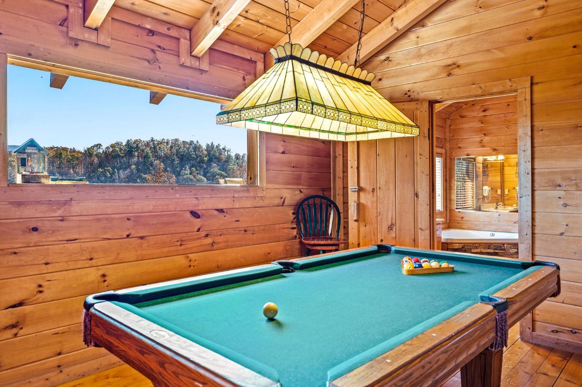 Bearfoot Pines - True Log Cabin - Wi-Fi, Hot Tub, Fishing, Deck With Views! - Mins To Pf Sevierville Esterno foto
